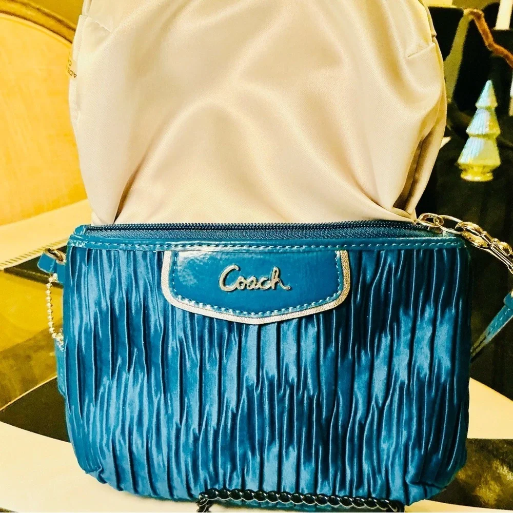 COACH Midnight Blue RARE Large wristlet